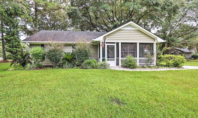 Laurel Bay House | Peaceful Beaufort Home w/Front Porch + Grill