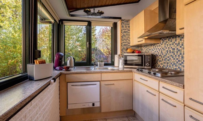Ferienhausgebiet Hillenseifen House | Peaceful Bungalow Garden Fireplace Self Check-in