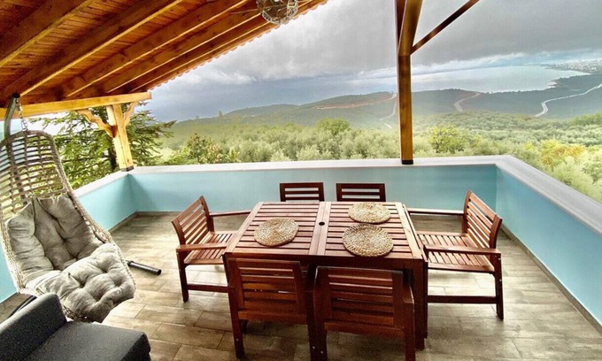 Orhangazi Villa | Peaceful Chalet with Nature View in Iznik, Bursa