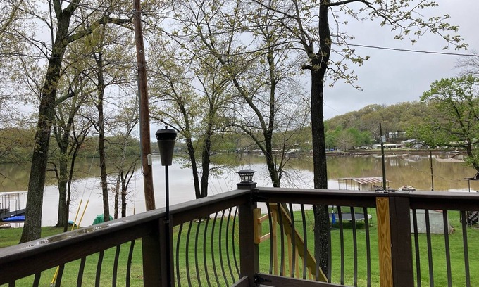 Versailles Cottage | Peaceful, Charming Cottage w/2 BR + Great Views