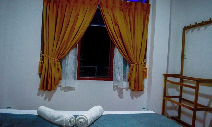 Kandy Hotel | Peaceful City-View Stay Just 200m from Kandy Viewpoint – Book Your Escape