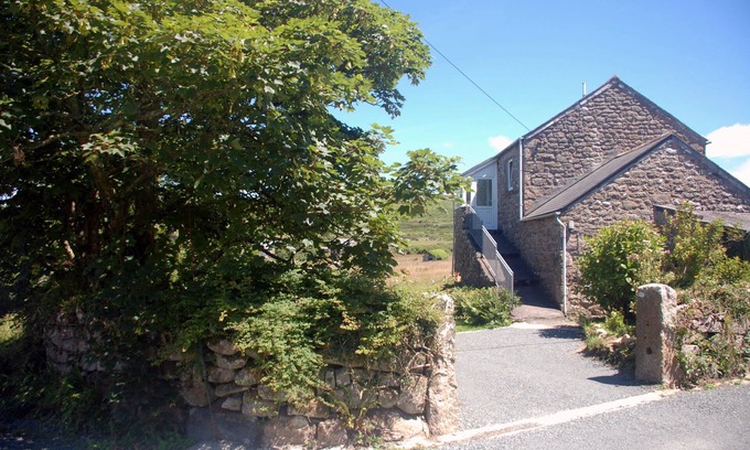 Morvah House | Peaceful coastal property with large garden. Unbeatable views of sea and moors.
