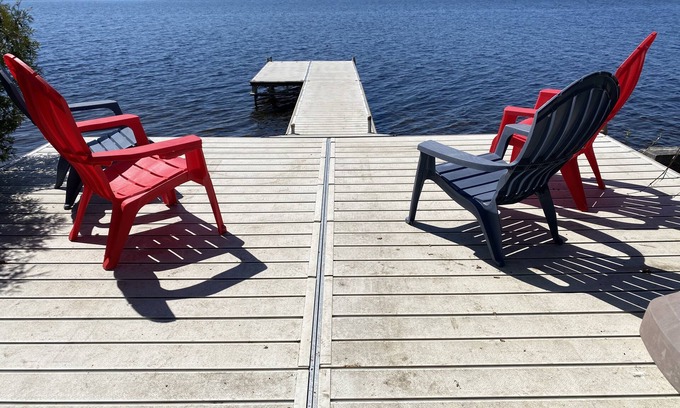 Fenelon Falls Cottage | Peaceful cottage w/ private dock on Sturgeon Point