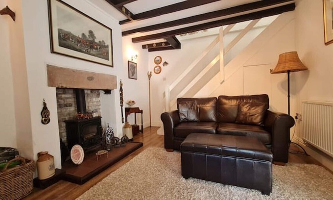 Wirksworth Cottage | Peaceful Cottage Retreat in the Peak District