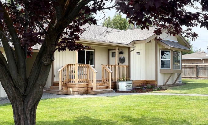 Ellensburg Other | Peaceful Ellensburg Farm Stay, Sleeps 6, 3 bedroom, 2.5 bath