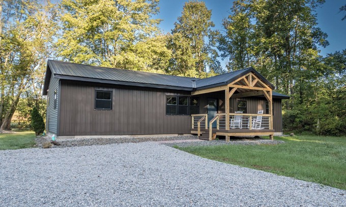 Huntsburg House | Peaceful Escape