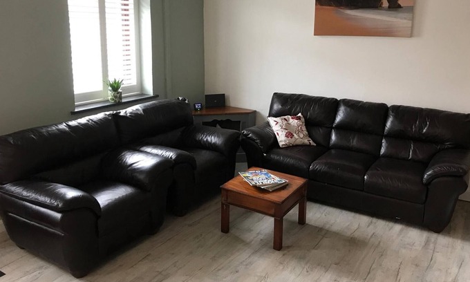 Rhondda Cynon Taff Other | Peaceful Family Cottage Rhondda Valleys