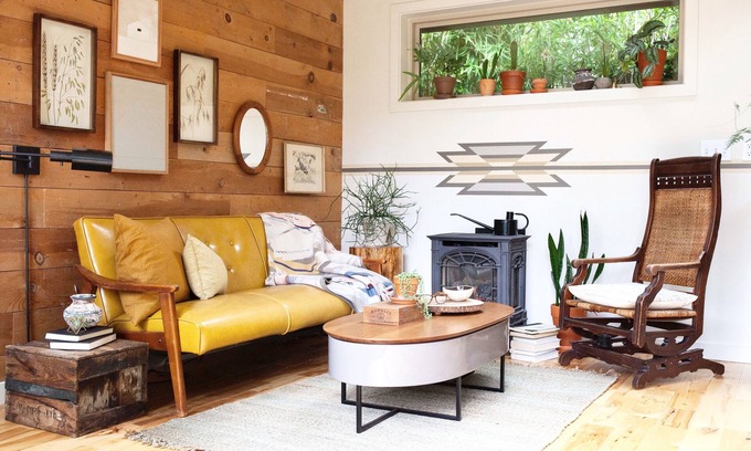 St. Johns House | Peaceful Garden Oasis