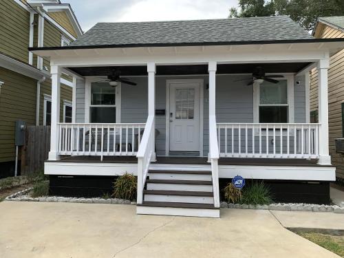 Lincolnville House | Peaceful Getaway for Two in Lincolnville/Quiet Area/2.3 Miles to Beach