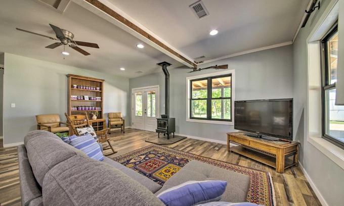 Berger House | Peaceful Guest Home with Patio on 152-Acre Farm