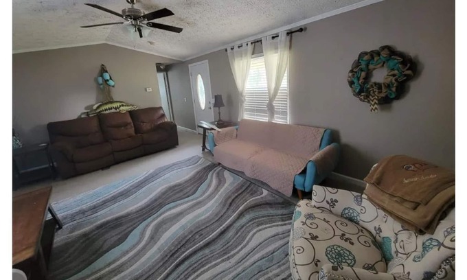 Summerton Cabin | Peaceful home beside Lake Marion & near Cuddo Park