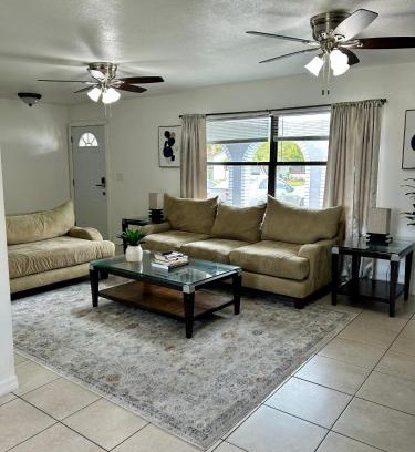 Oak Ridge House | Peaceful Home in Central Florida Near Universal