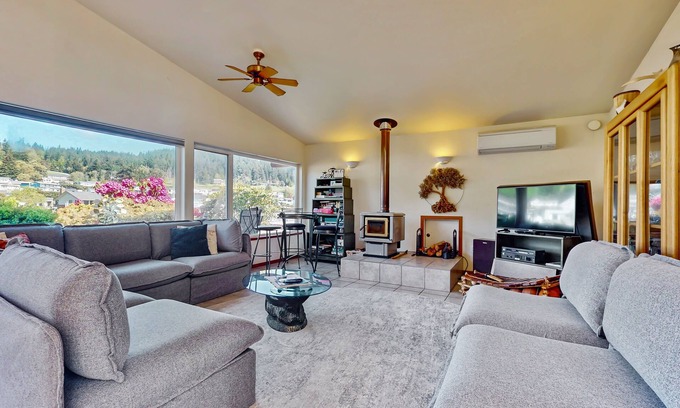 Oak Harbor House | Peaceful Island Retreat with Community Dock on Whidbey Island