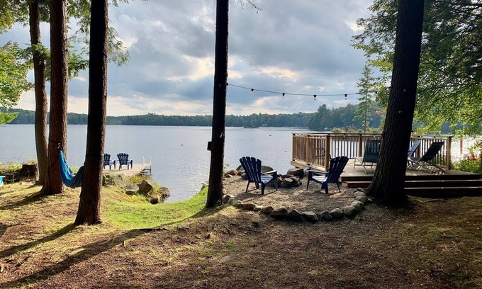 Bracebridge Cottage | Peaceful lakefront Paradise in Bracebridge Muskoka