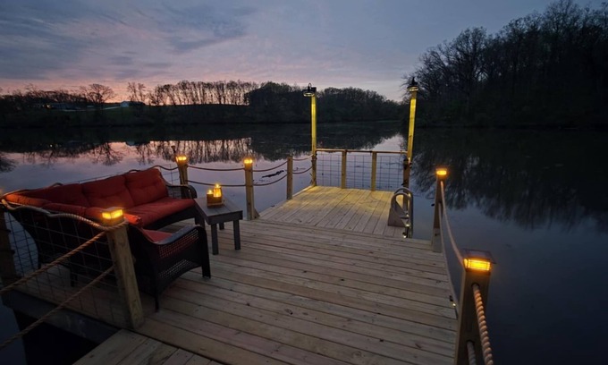 Anabel House | Peaceful Lakeside Getaway with Private Dock surrounded with Serene Wilderness
