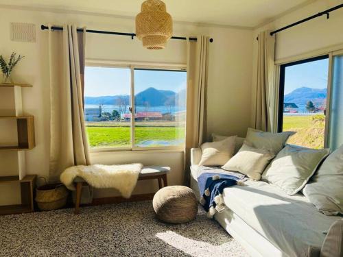 Toya House | Peaceful Lakeview Cottage 20min to Rusutsu Ski