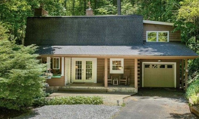Maggie Valley House | Peaceful Modern Farmhouse Cottage with hot tub and creek, close to town