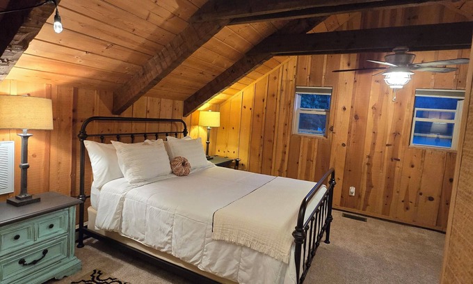 Zionville Cabin | Peaceful Mountain Cabin over 4,600 ft elevation