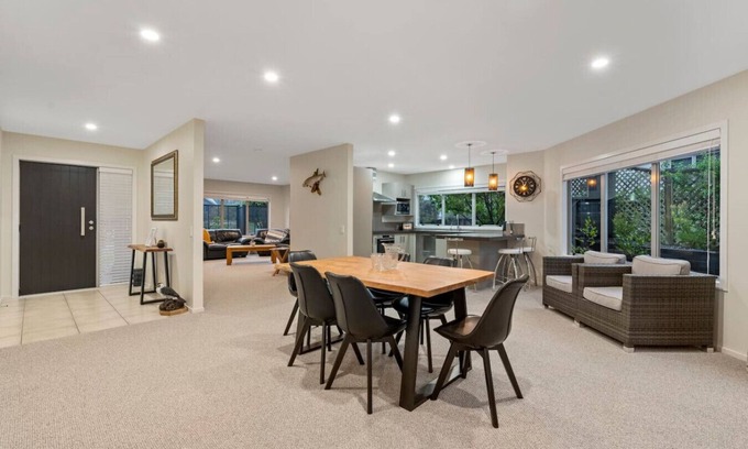 Nukuhau House | Peaceful on Punawai with WI-FI