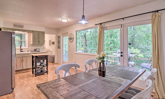 Pisgah Forest Cottage | Peaceful Pisgah Forest Cottage w/Fire Pit!