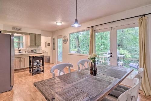 Pisgah Forest House | Peaceful Pisgah Forest Cottage with Fire Pit!