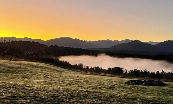 Hokitika House | Peaceful Retreat on the outskirts of Hokitika