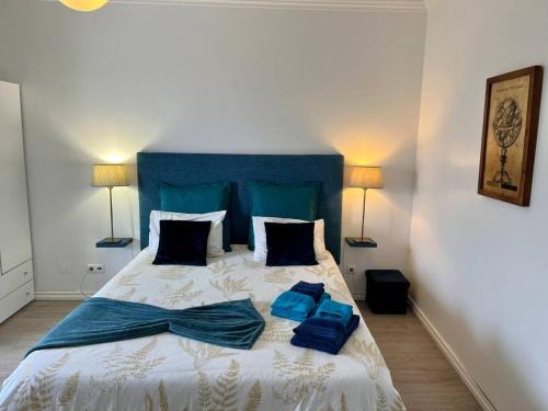 Caloura House | Peaceful Retreat with Jacuzzi in Lagoa