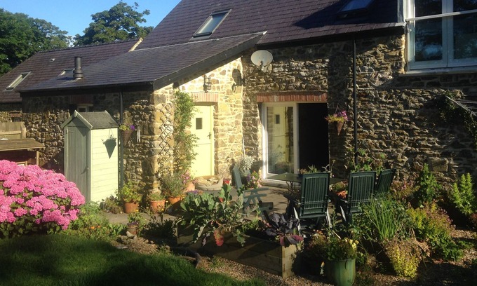 Haverfordwest House | Peaceful Sanctuary near Pembrokeshire Coast and beaches