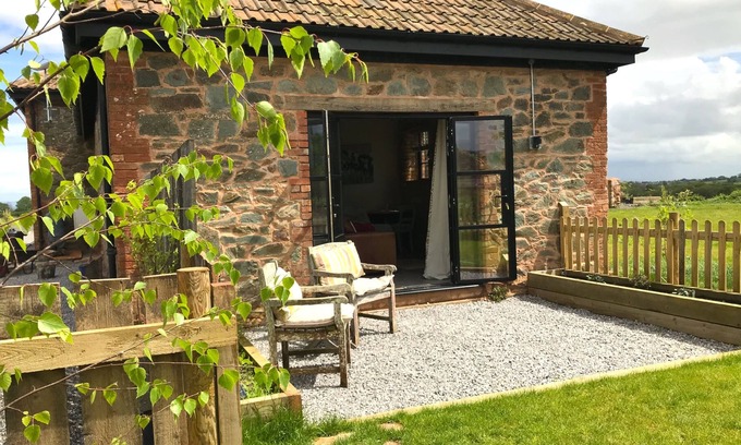 Fiddington House | Peaceful Somerset Retreat With Views Over Quantock Hills
