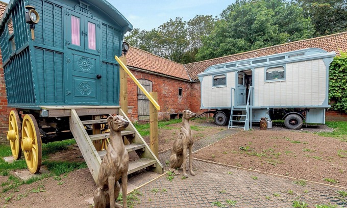 Grimsby Cottage | Peaceful Travelers Rest - UK44790