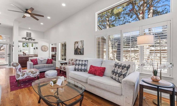 Reno House | Peaceful, Upscale, Spacious, Gorgeous Home Near Truckee River - 1 bed, 2 bath!