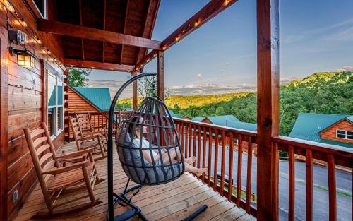 Pigeon Forge Villa | PeakView