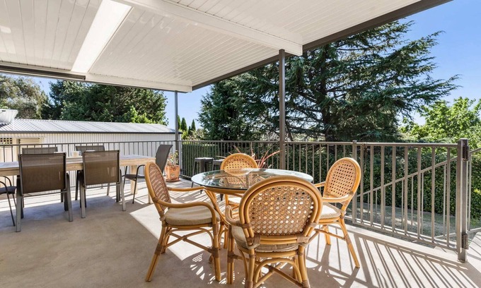 Blayney House | Pearl on Piggott - Modern Family Home in Blayney