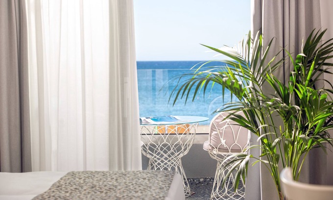Rethymno Hotel | Pearl SeaBreeze Suites
