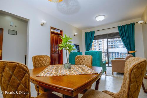 Kampala Apartment | Pearls and Olives - stylish stays near Serena Kigo