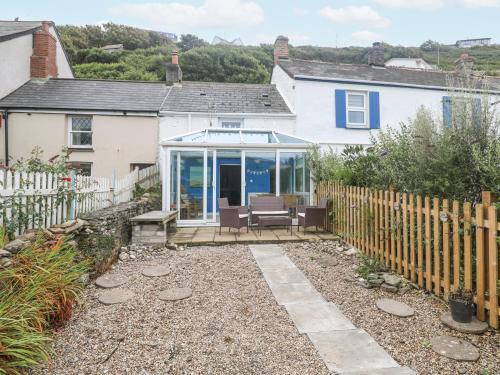 Portreath House | Pebble Cottage