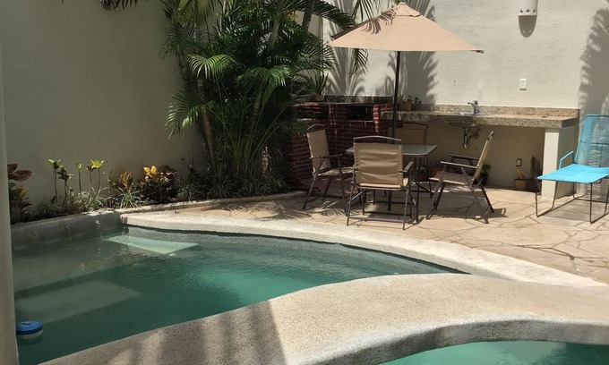 Downtown Cancun Bed & Breakfast | Pecari Bed and Breakfast