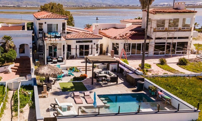 Lengueta Arenosa House | Pedazo de Cielo…Literally Heaven on Earth - Steps from the Beach!