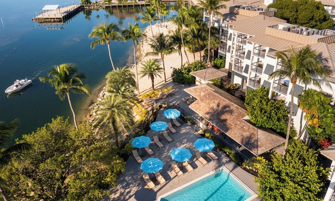 Islamorada Hotel | Pelican Cove Resort & Marina