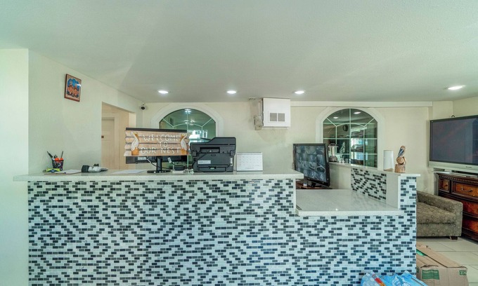Aransas Pass Hotel | Pelican Inn by Belvilla Aransas Pass, TX
