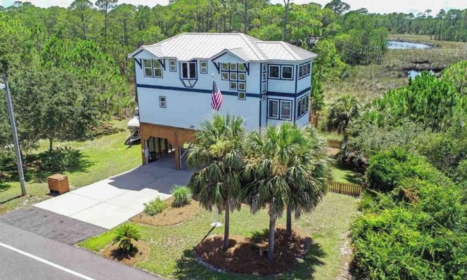 Alligator Point House | Pelican Perch