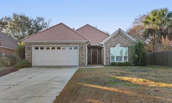 Fairhope House | Pelican's Nest Retreat in Fairhope!