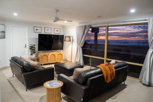 Kalbarri Villa | Pelican Shore Oceanfront Villa 6