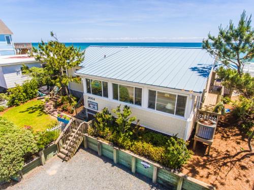 Surf City House | Pelicans Bill