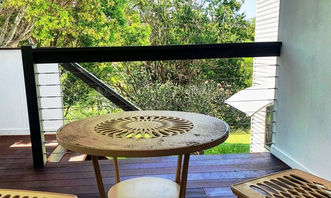 Nambucca Heads Cottage | Pelicans Pad: Your Coastal Sanctuary