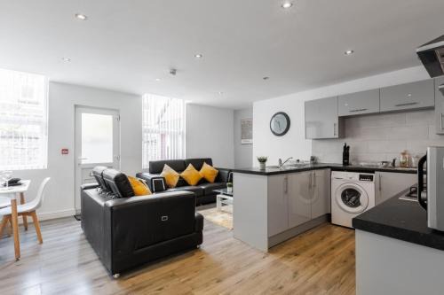 Liverpool House | Pemberton House Liverpool by Smart Corporate Stays