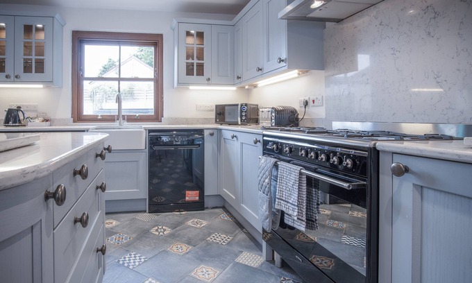 Amroth House | Pendeilo Villa - 5 Bedroom Holiday Home - Amroth