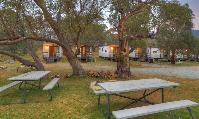 Crackenback Cabin | Pender Lea, independent park cabin