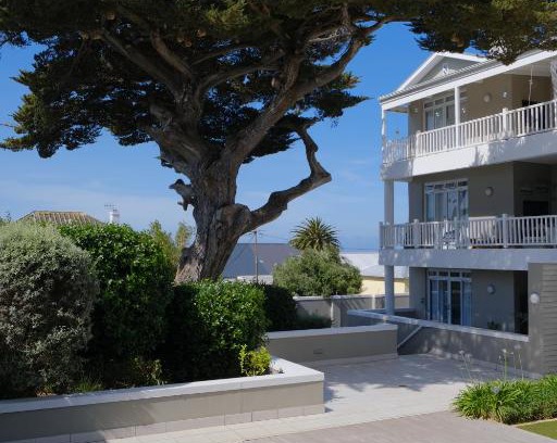 Simon's Town Apartment | Penguin Paradise Apartment Simons Town