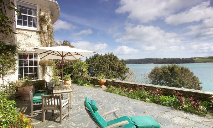 St. Mawes House | Penolva - An unforgettable luxury holiday experience in Cornwall.